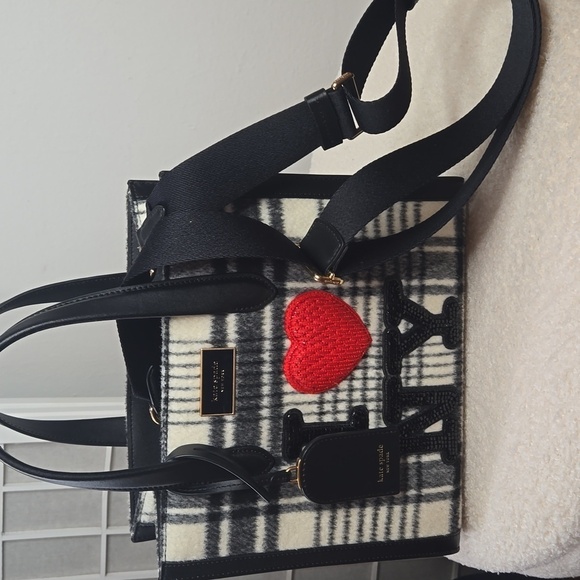 Kate Spade Manhattan Studio Plaid Small Tote - Picture 5 of 8
